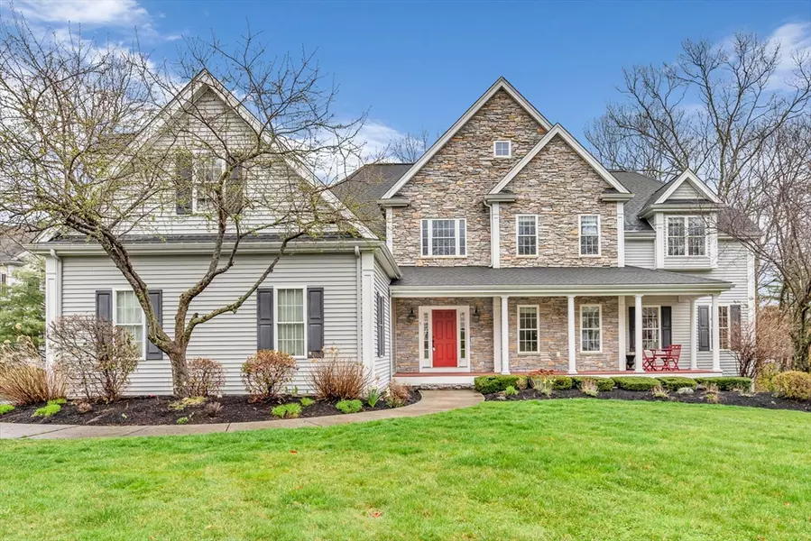 5 Symphony Dr, Franklin, MA 02038