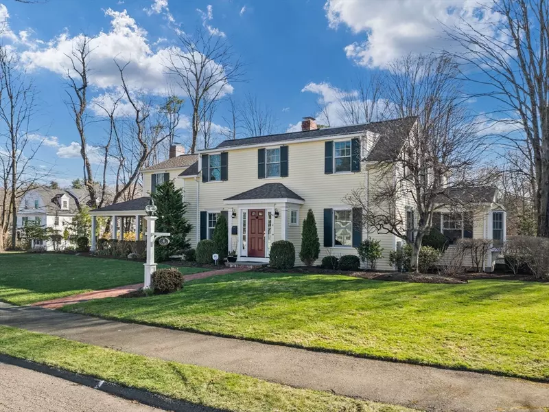 4 Arden Road, Wellesley, MA 02482