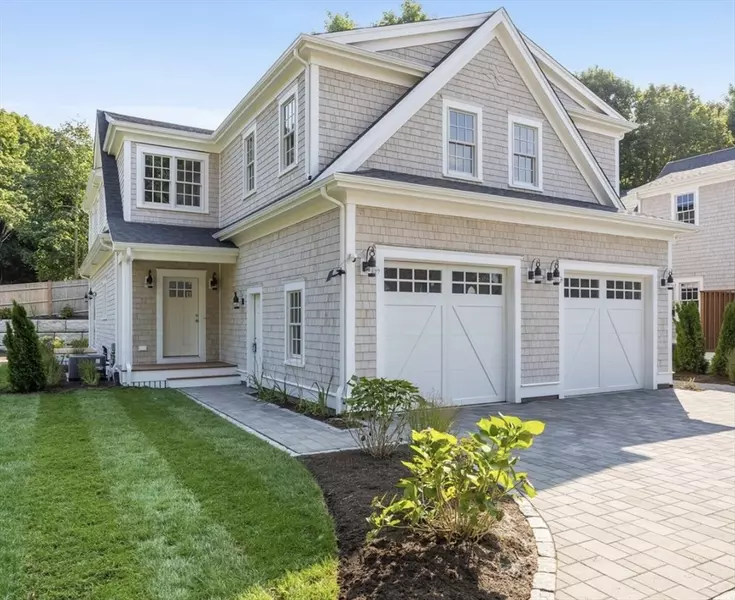 29 Leonard St #29, Bridgewater, MA 02324