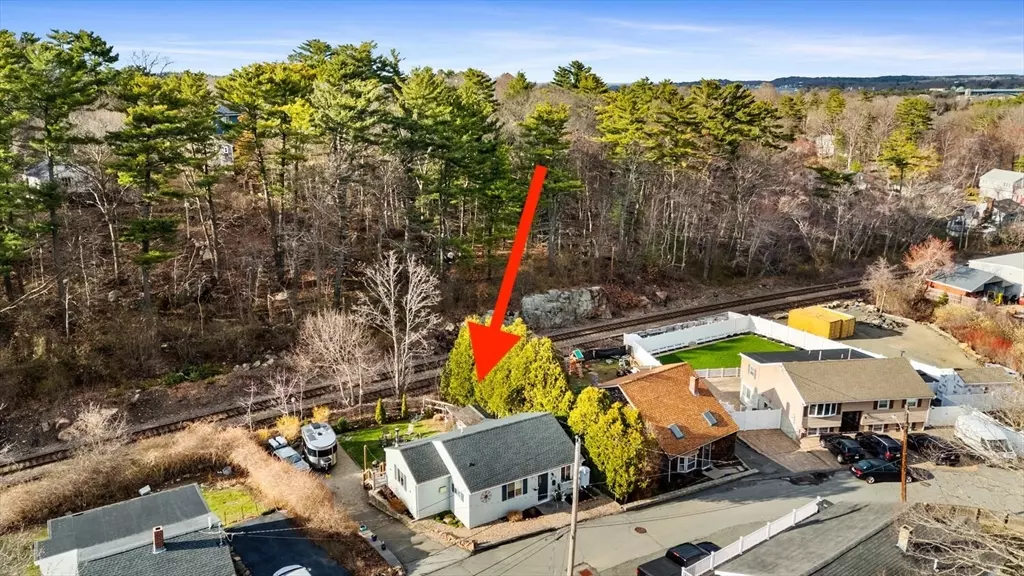 Gloucester, MA 01930,7 Lyndale Ave