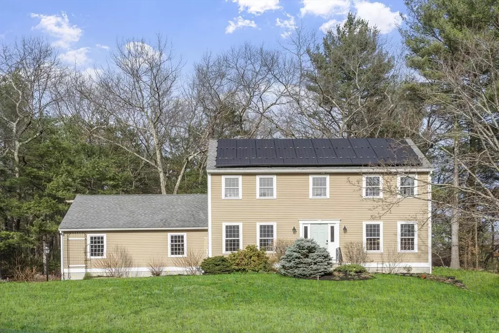 Westford, MA 01886,7 Little Bear Hill Road