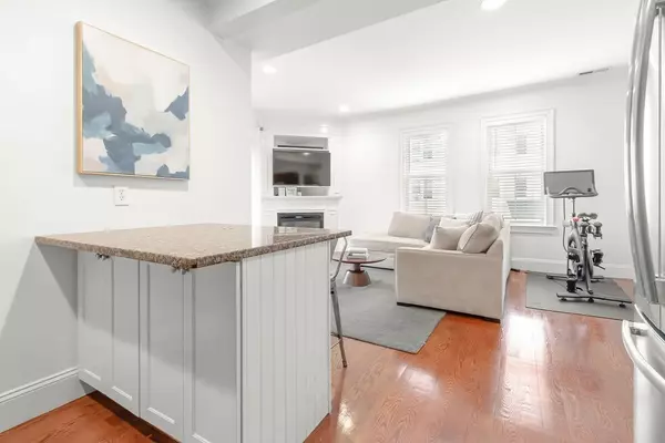 200 W 6th St #2 Boston, MA 02127