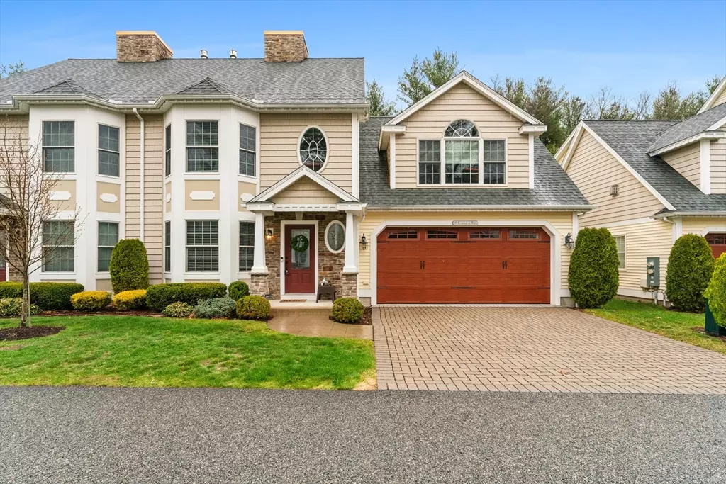Tewksbury, MA 01876,19 Kensington Way #54