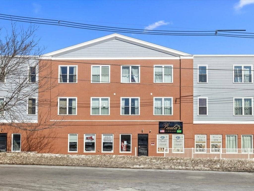Peabody, MA 01960,160 Main Street #117