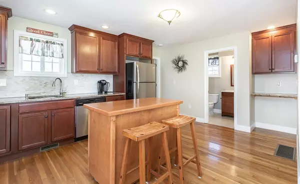 Raynham, MA 02767,36 Orchard St