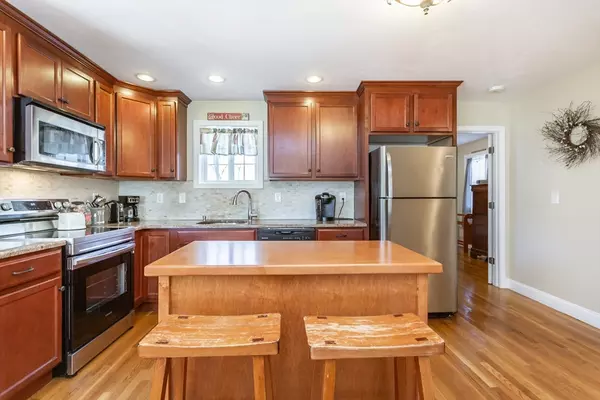 Raynham, MA 02767,36 Orchard St