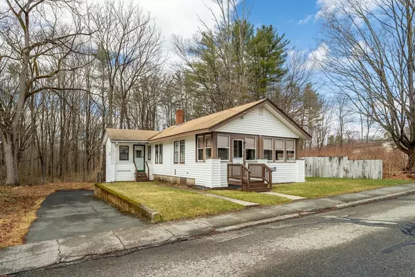 Athol, MA 01331,53 Lake Ellis Rd