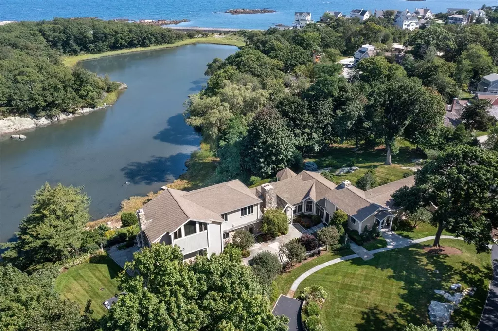 Cohasset, MA 02025,68 Nichols Rd