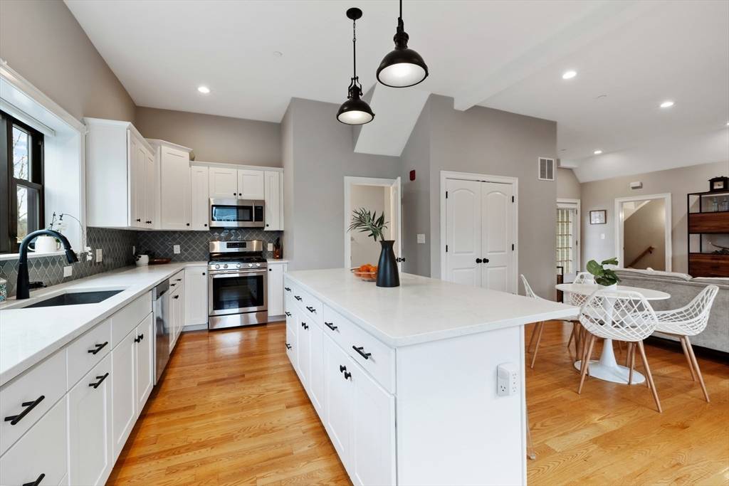 Medford, MA 02155,23 Bower Street #3