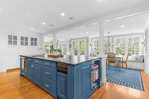 Wellesley, MA 02481,16 Nantucket Rd