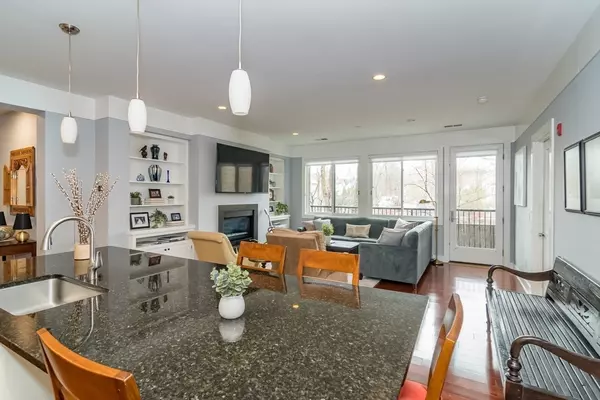 Natick, MA 01760,20 South Ave #108