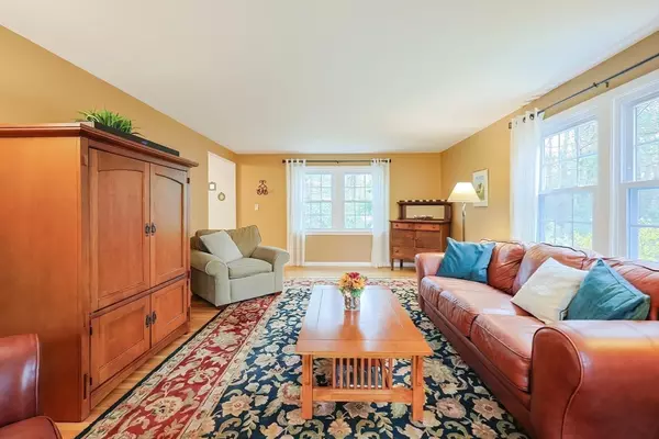Sharon, MA 02067,255 East Foxboro St