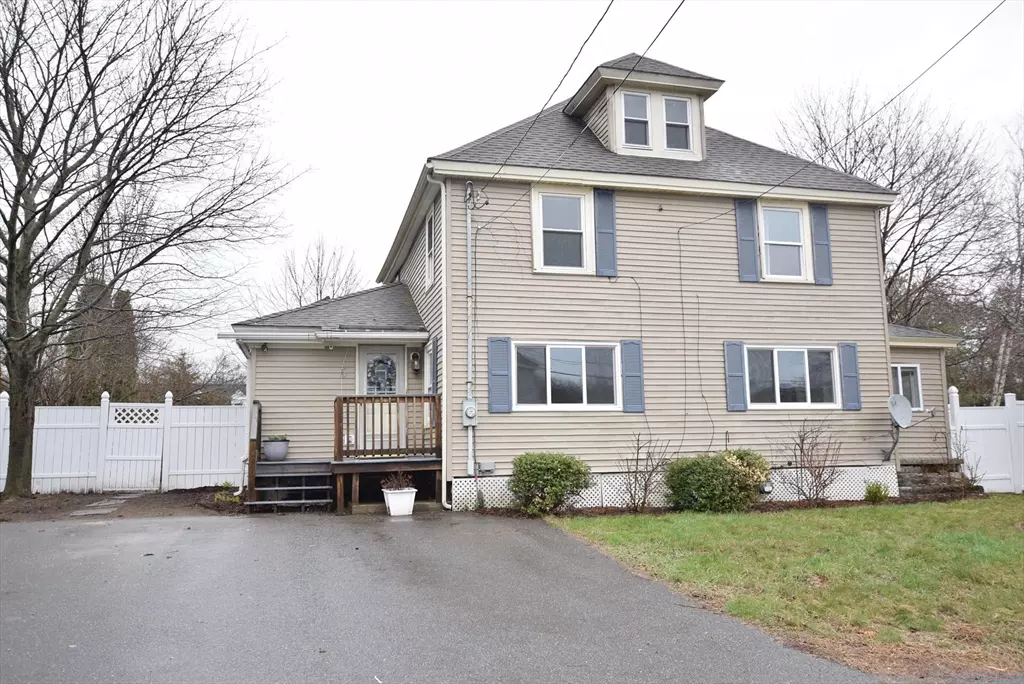 Amesbury, MA 01913,5 Merrill Ave