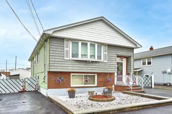 Revere, MA 02151,45 Dawes St