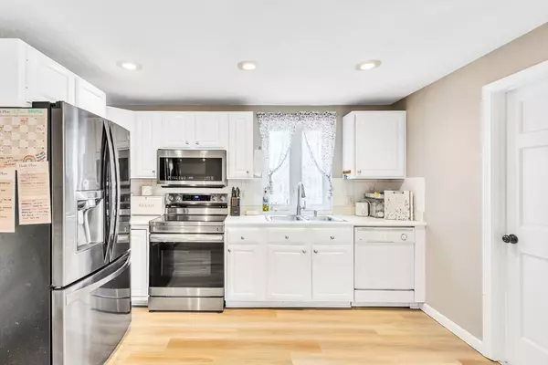 Northborough, MA 01532,14 Allen Street #1