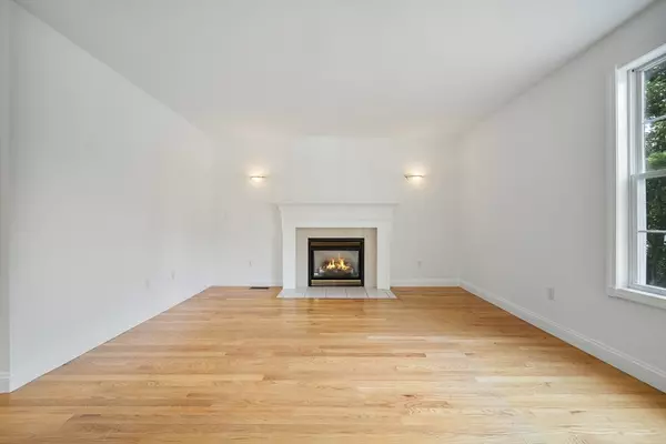Tyngsborough, MA 01879,37 Jacques Rd