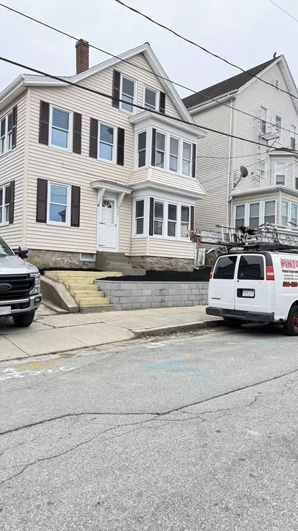 68 Goss, Fall River, MA 02723