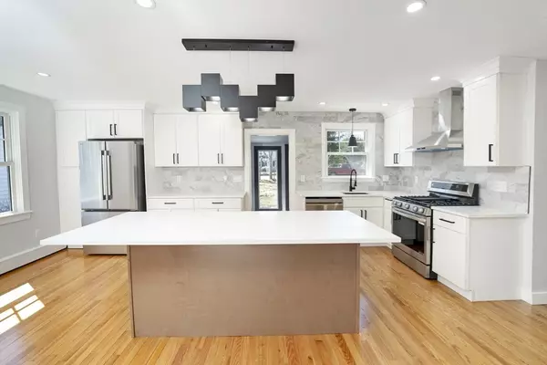 Wenham, MA 01984,5 Howard Street
