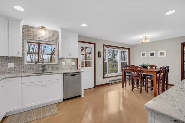 Holden, MA 01520,166 Bullard St
