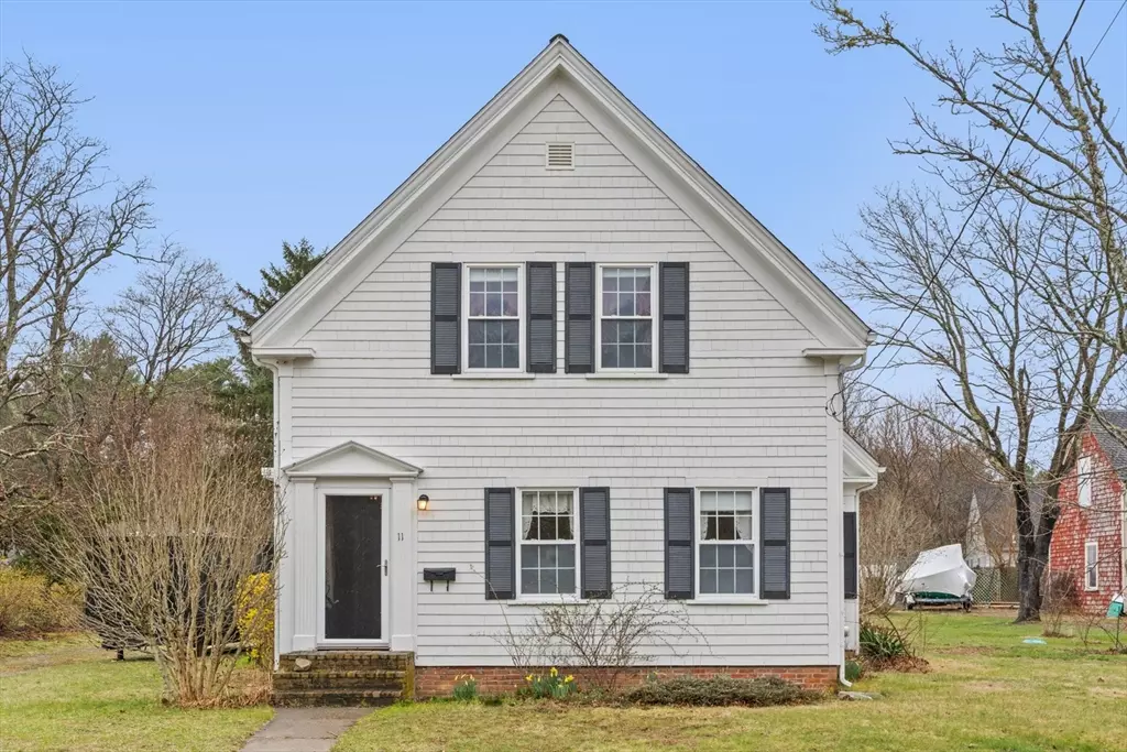 Kingston, MA 02364,11 Maple Ave