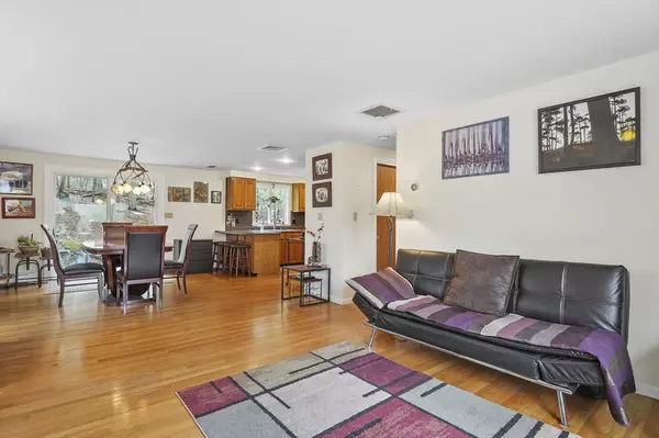 Natick, MA 01760,12 Cabot Street
