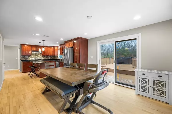 Hopedale, MA 01747,29 Hammond Rd