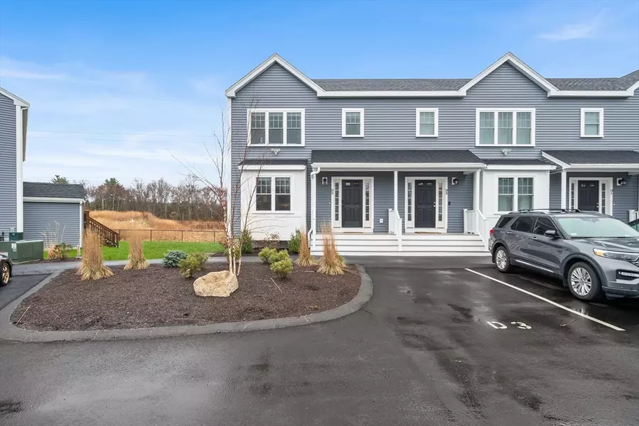 1005 Auburn St #D3, Whitman, MA 02382