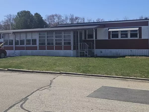 91 Julia Dr., Attleboro, MA 02703