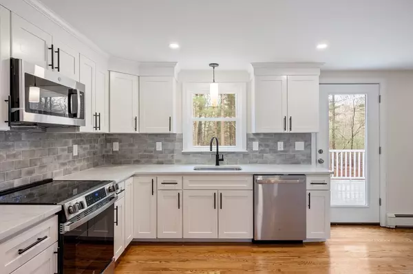 Hanover, MA 02339,115 Brook Bend Rd