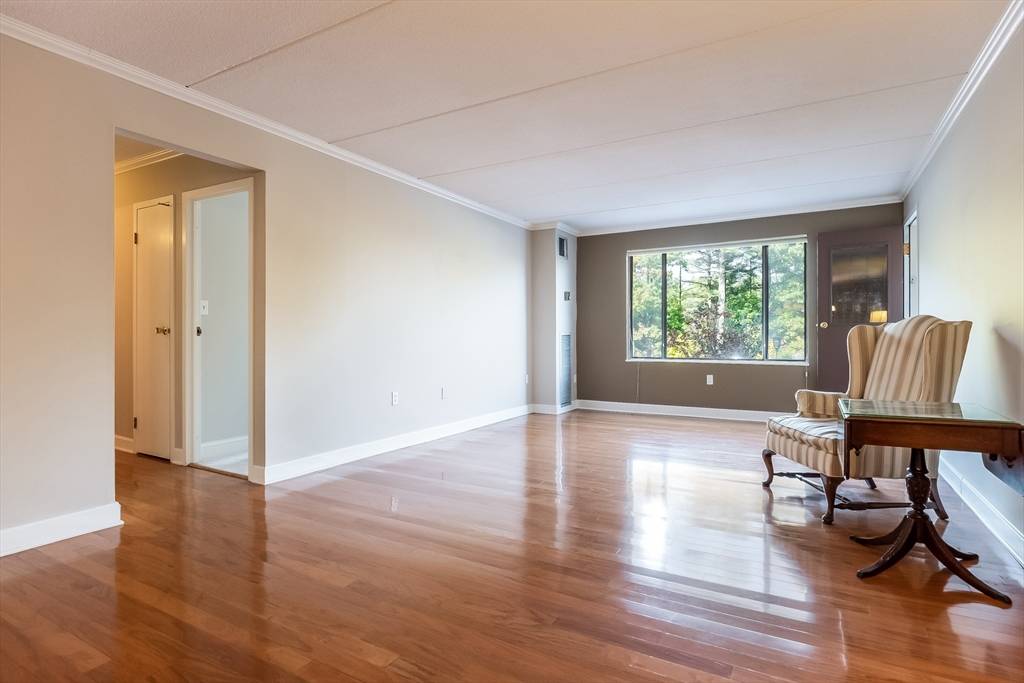 Framingham, MA 01702,1550 Worcester #120