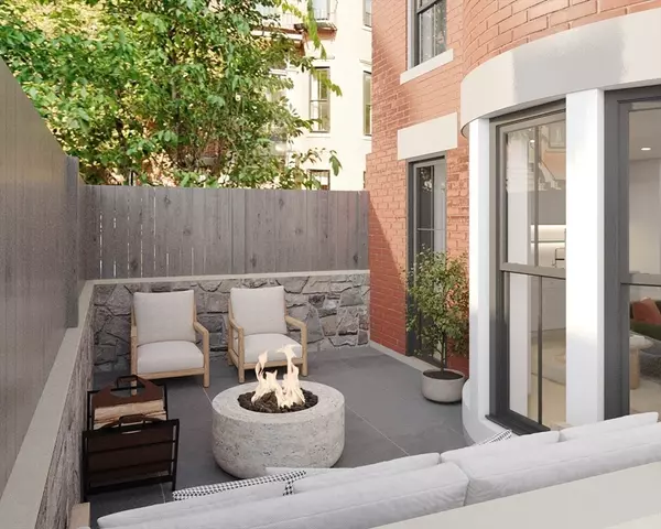 Boston, MA 02118,40 Concord Square #1