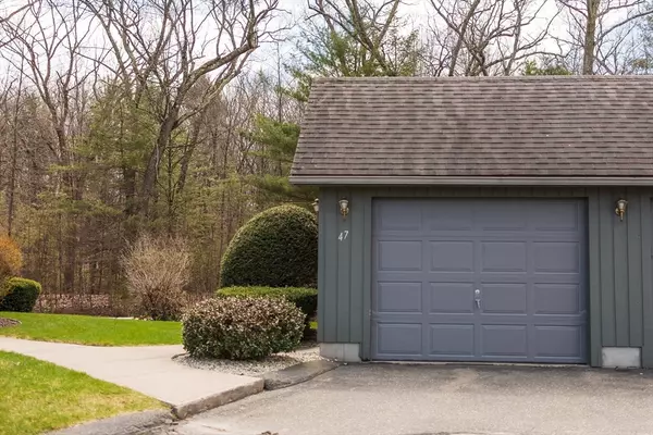 South Hadley, MA 01075,47 Pine Grove #47