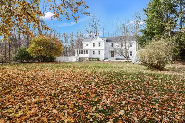 Holliston, MA 01746,29 Austin Lane