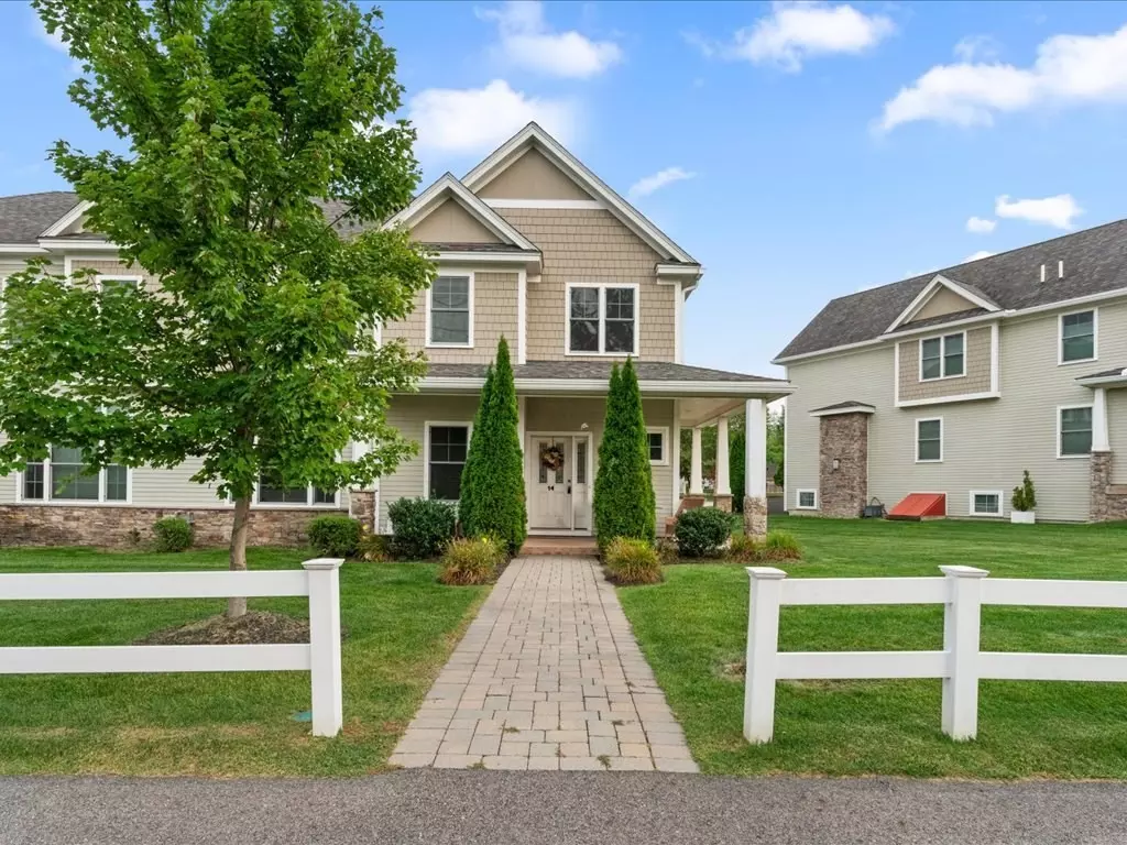 Andover, MA 01810,14 St James #14