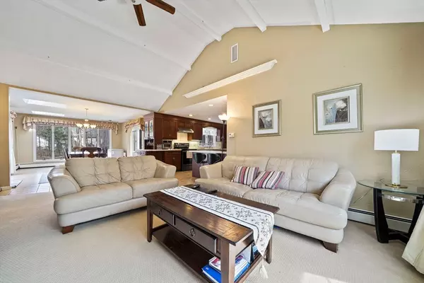 Easton, MA 02356,15 Guinevere