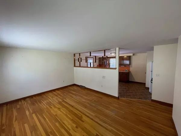 Hudson, MA 01749,22 Michigan Drive