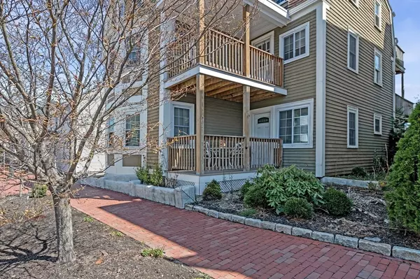 Salem, MA 01970,129 Bridge St #1