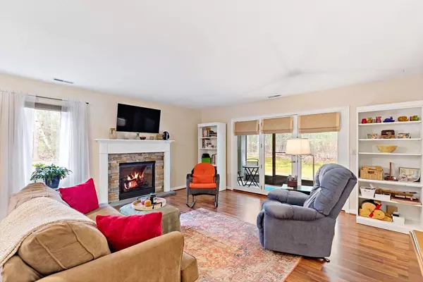 Duxbury, MA 02332,600 Summer St #6