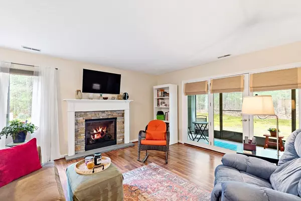 Duxbury, MA 02332,600 Summer St #6