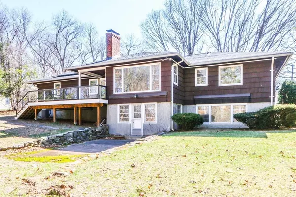 East Longmeadow, MA 01028,28 Savoy Ave