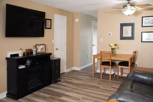 Chelmsford, MA 01863,55 Kennedy Dr #55