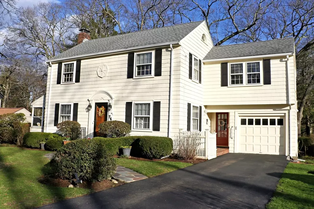 Needham, MA 02492,74 Page Rd