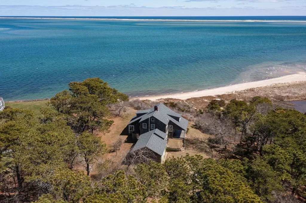 Chatham, MA 02633,238 Cranberry Lane