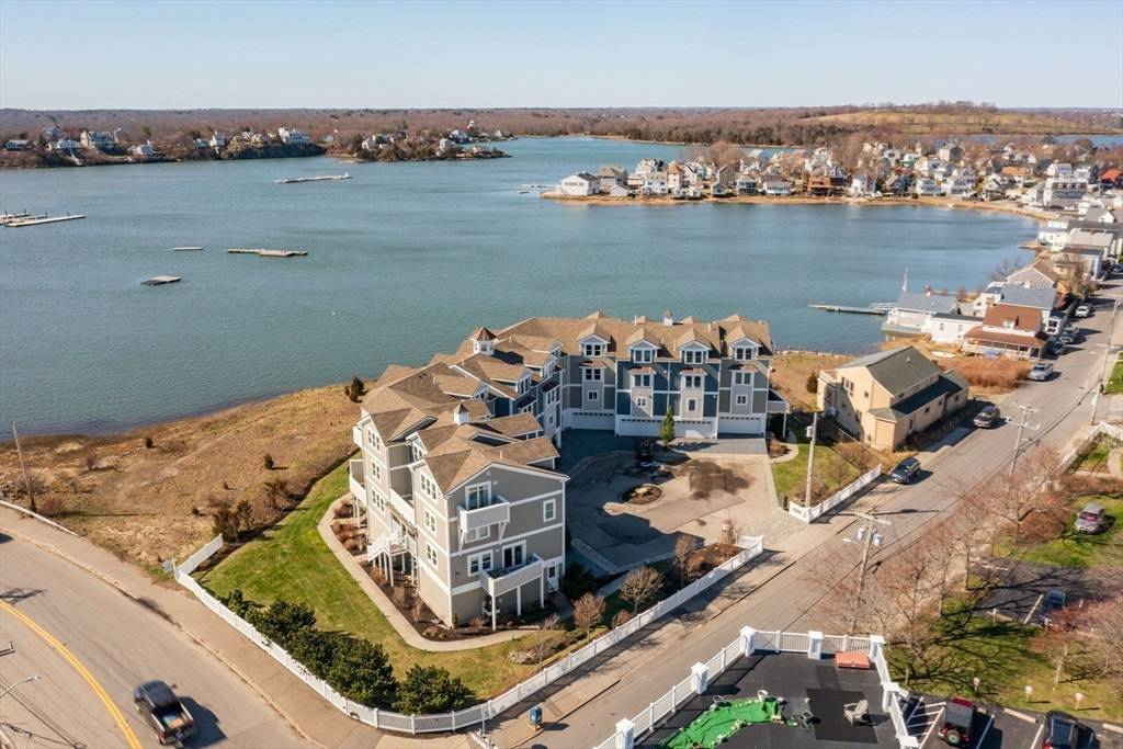 Hull, MA 02045,7 Bay Street  (The Estuary) #3
