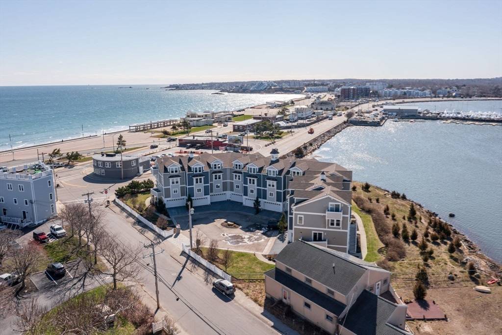 Hull, MA 02045,7 Bay Street  (The Estuary) #3