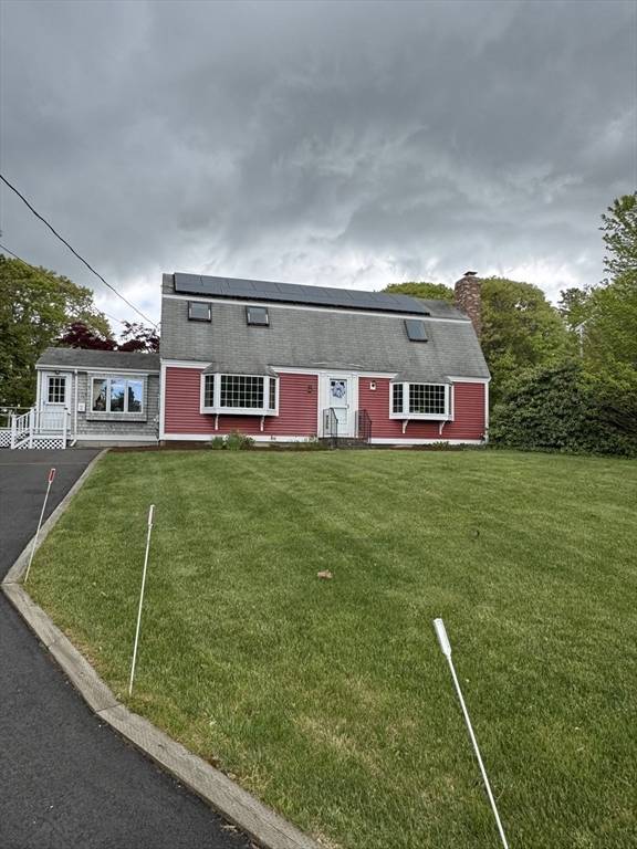 Harwich, MA 02645,34 Charles Road