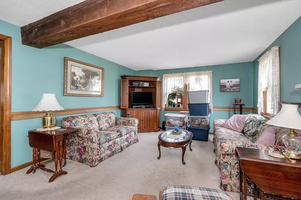 Lowell, MA 01852,355 Andover St