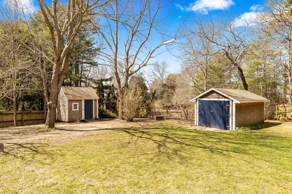 Barnstable, MA 02632,156 South Main