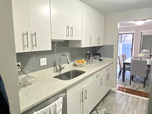 Nashua, NH 03060,109 Bluestone Dr #109