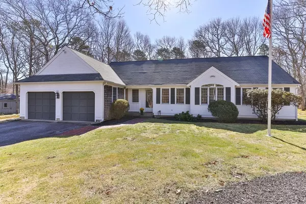 32 Madison Dr, Sandwich, MA 02537